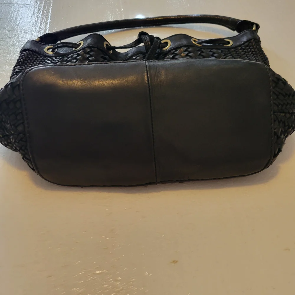 Women's Genuine  Leather Black Wicker Bucket Shoulder Strap Handbag